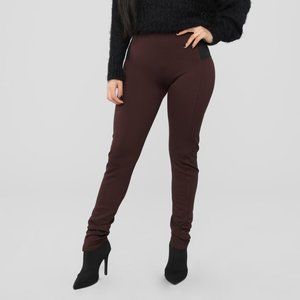 FASHION NOVA- FULL STRETCH JEGGING PANTS- HIGHRISE